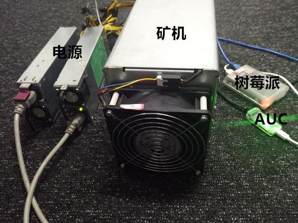 挖矿是个什么概念<strong></p>
<p>以太坊挖矿机</strong>？