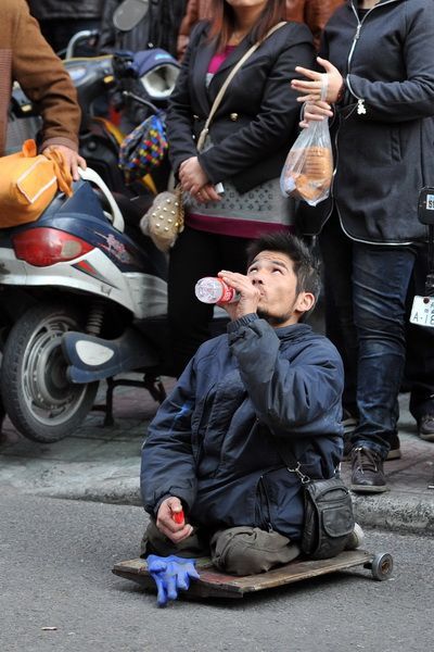 乞丐去理财(乞丐理财是哪部电视剧)